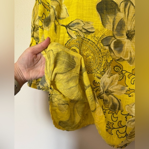 Made in Italy NEW gauzy cotton Floral Yellow lightweight Top - Picture 7 of 9